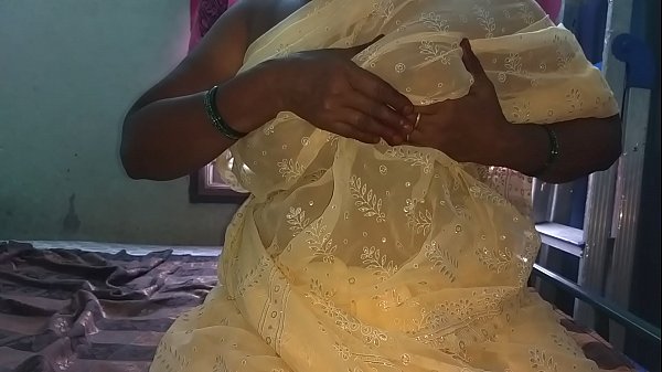 india bhabhi espectáculo caliente ayudará a hacer u cum